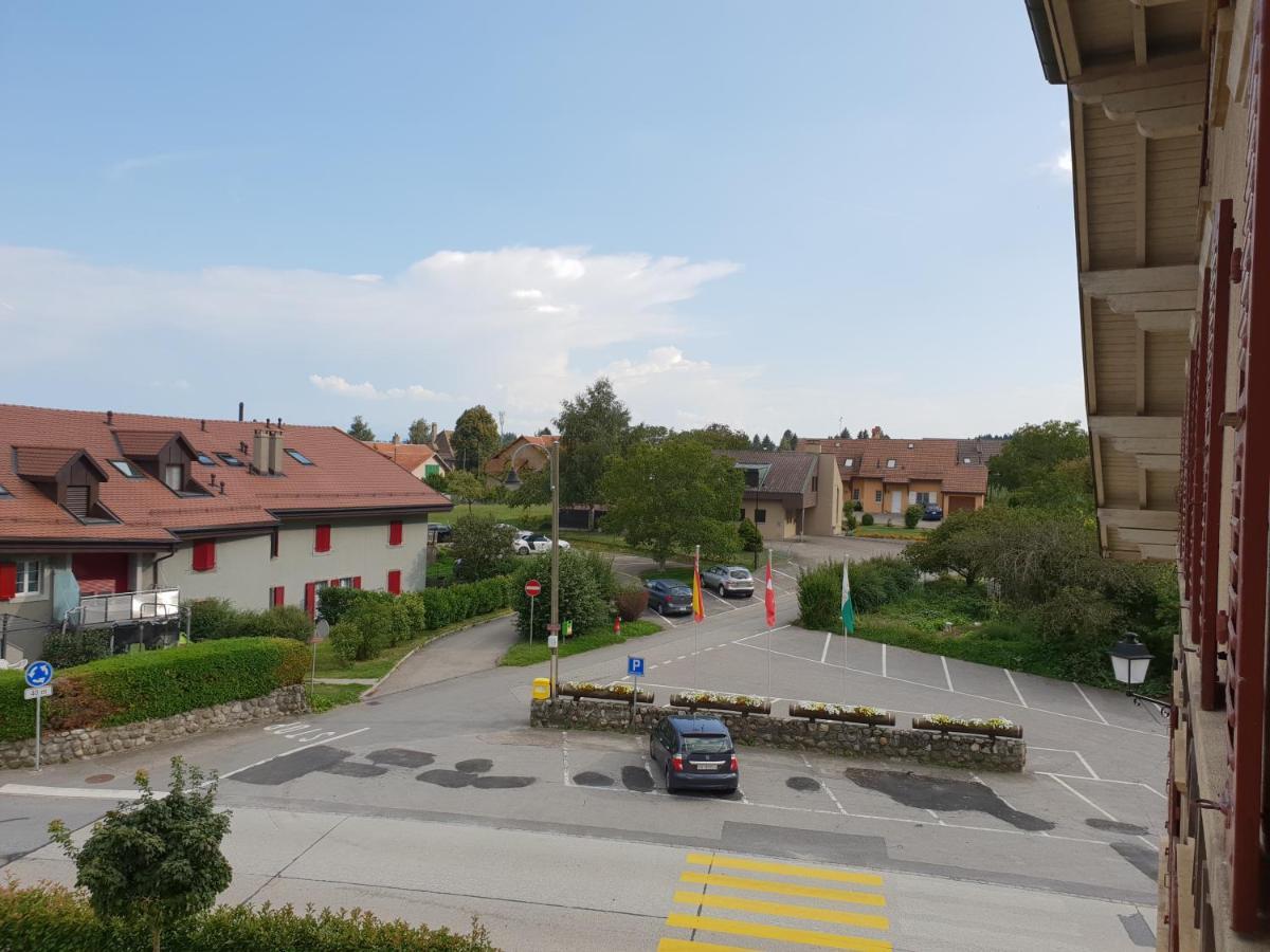 Auberge De Ballens ภายนอก รูปภาพ
